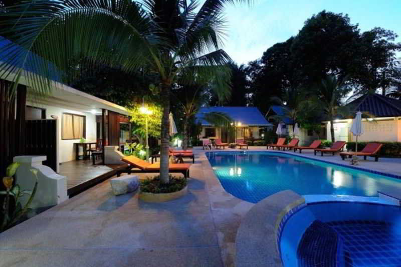 The Beach Garden Resort Pattaya Exteriör bild